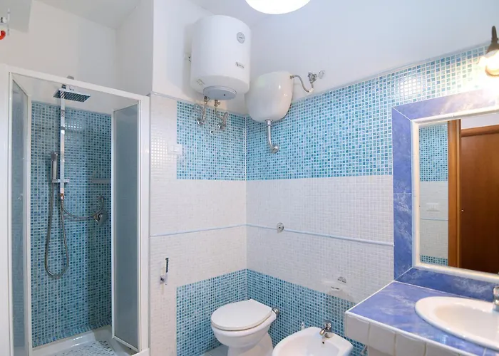 Il Mare Dei Filosofi - Via Lungomare *