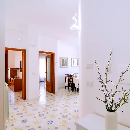 Il Mare Dei Filosofi - Via Lungomare Apartment *