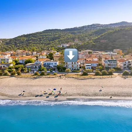 Il Mare Dei Filosofi - Via Lungomare 아파트 아셰아