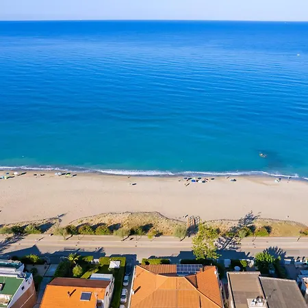 Il Mare Dei Filosofi - Via Lungomare 아파트 *